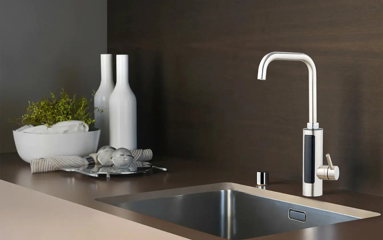 Instant na electric water heating faucet